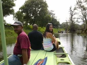 driver-in-sri-lanka-village-tour