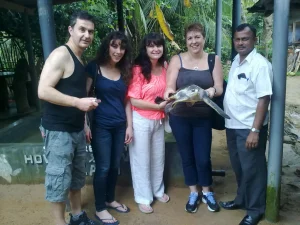 driver-in-sri-lanka-turtle-hatchery