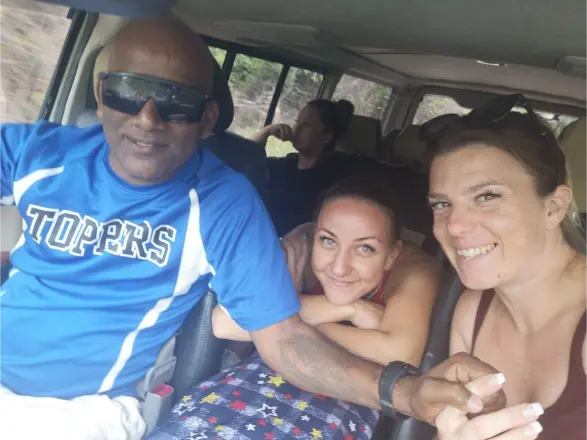 driver-in-sri-lanka-tours